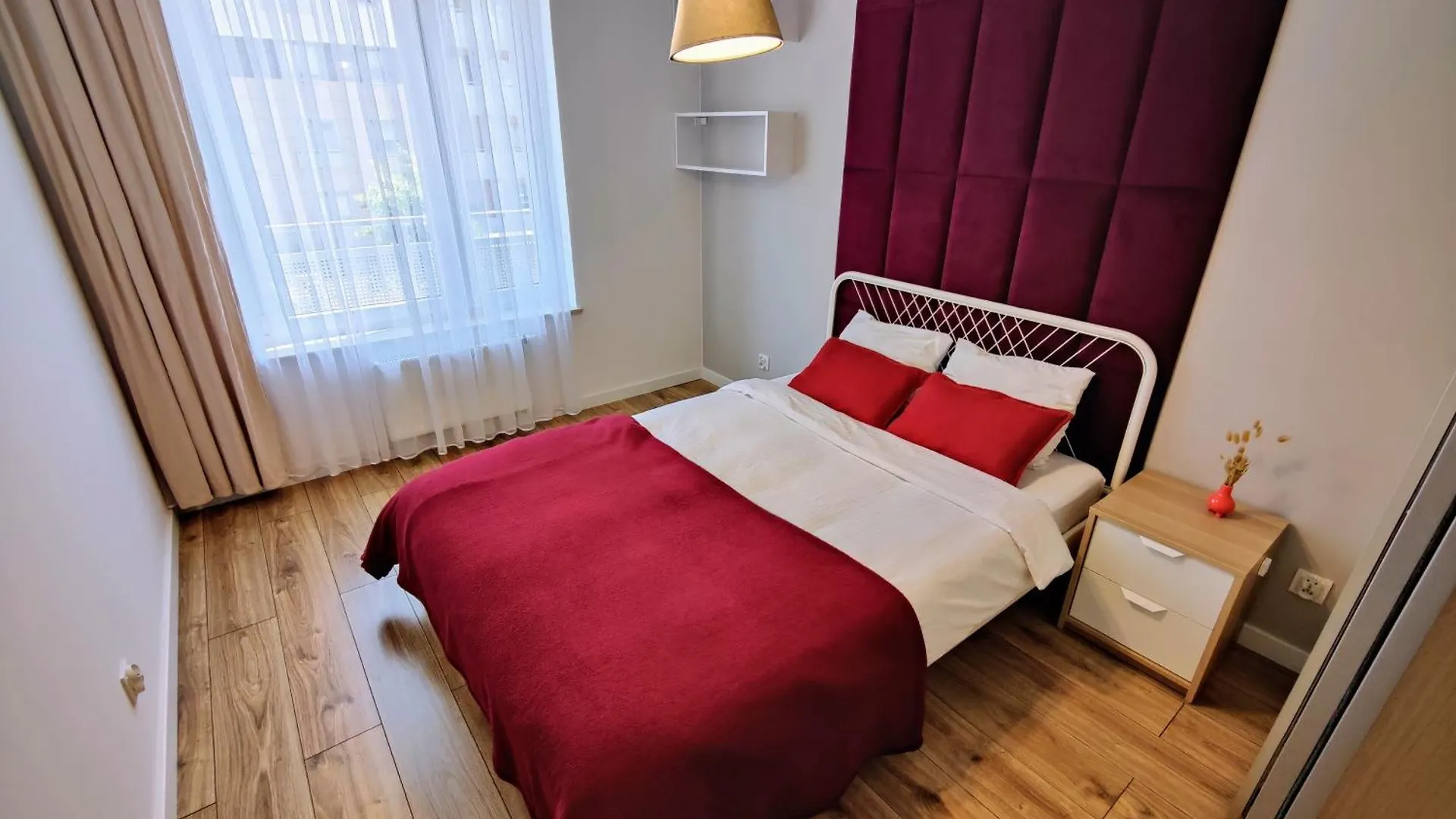Comfortable Apart, Old Town, Free Parking, Fast Wi-Fi, Lift, Ac, Self Check-In 24H, Stare Miasto, Winda, Nowy Budynek, Garaz 0 Zl, Klimatyzacja Wrocław