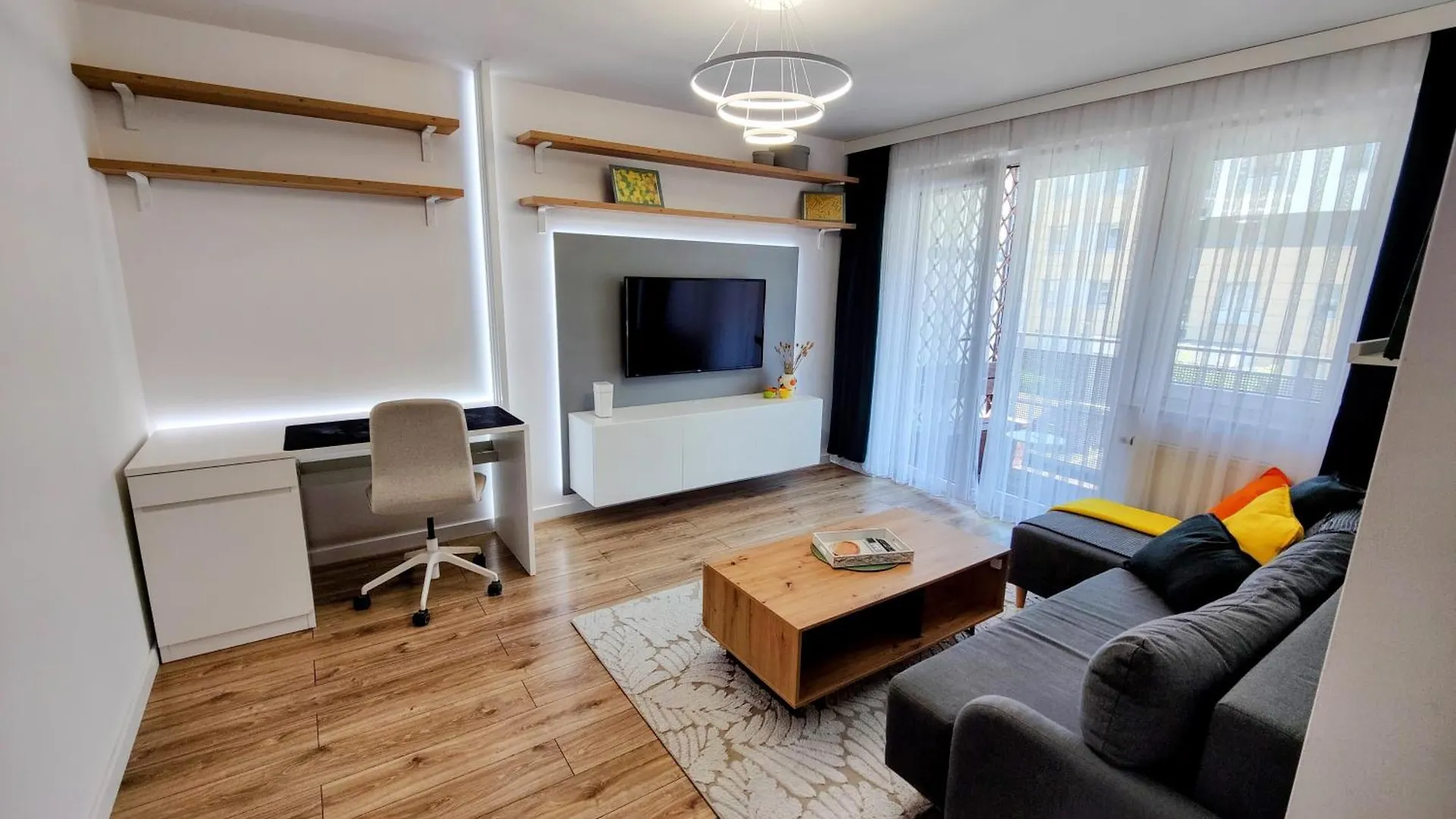 Comfortable Apart, Old Town, Free Parking, Fast Wi-Fi, Lift, Ac, Self Check-In 24H, Stare Miasto, Winda, Nowy Budynek, Garaz 0 Zl, Klimatyzacja Wrocław