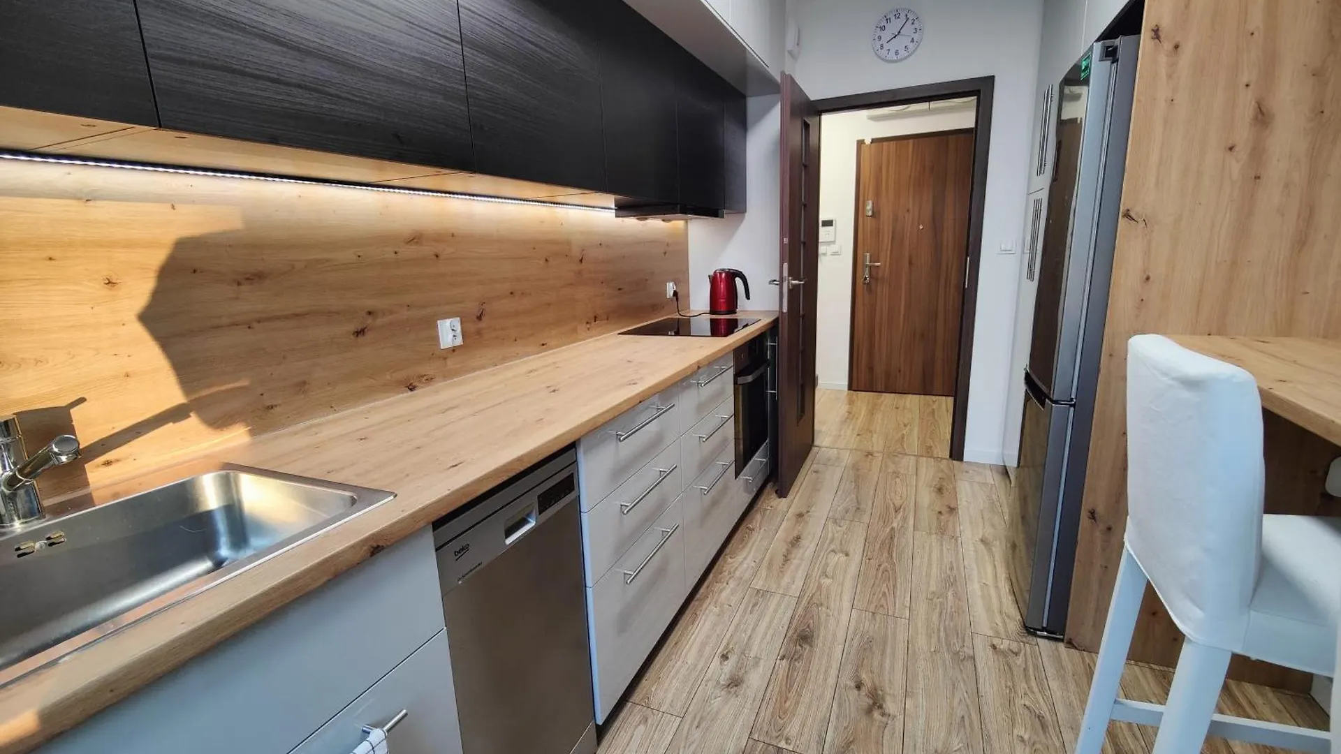 Comfortable Apart, Old Town, Free Parking, Fast Wi-Fi, Lift, Ac, Self Check-In 24H, Stare Miasto, Winda, Nowy Budynek, Garaz 0 Zl, Klimatyzacja Wrocław Lejlighed